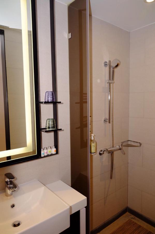Uinn Business Hotel-Shihlin Tajpej Buitenkant foto