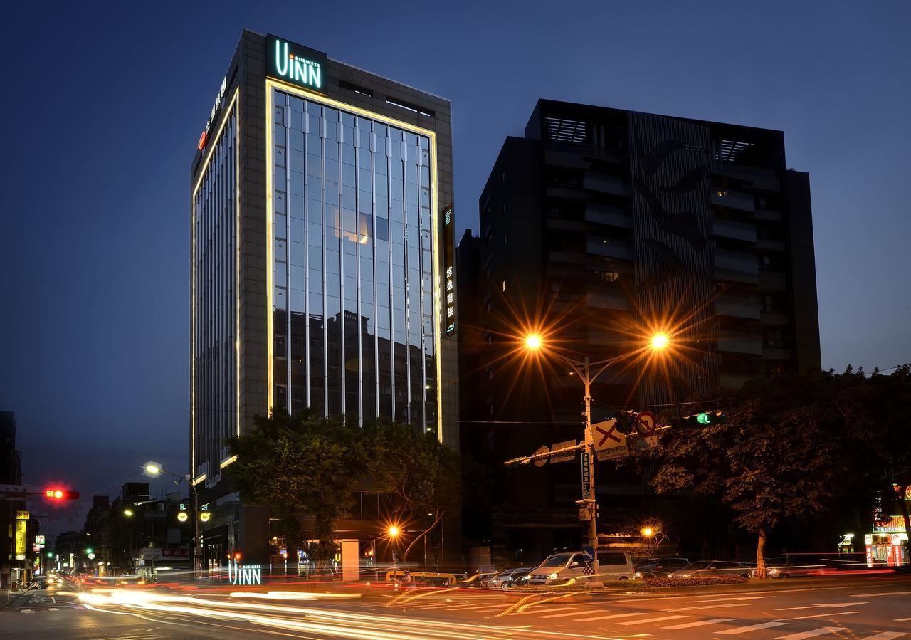 Uinn Business Hotel-Shihlin Tajpej Buitenkant foto