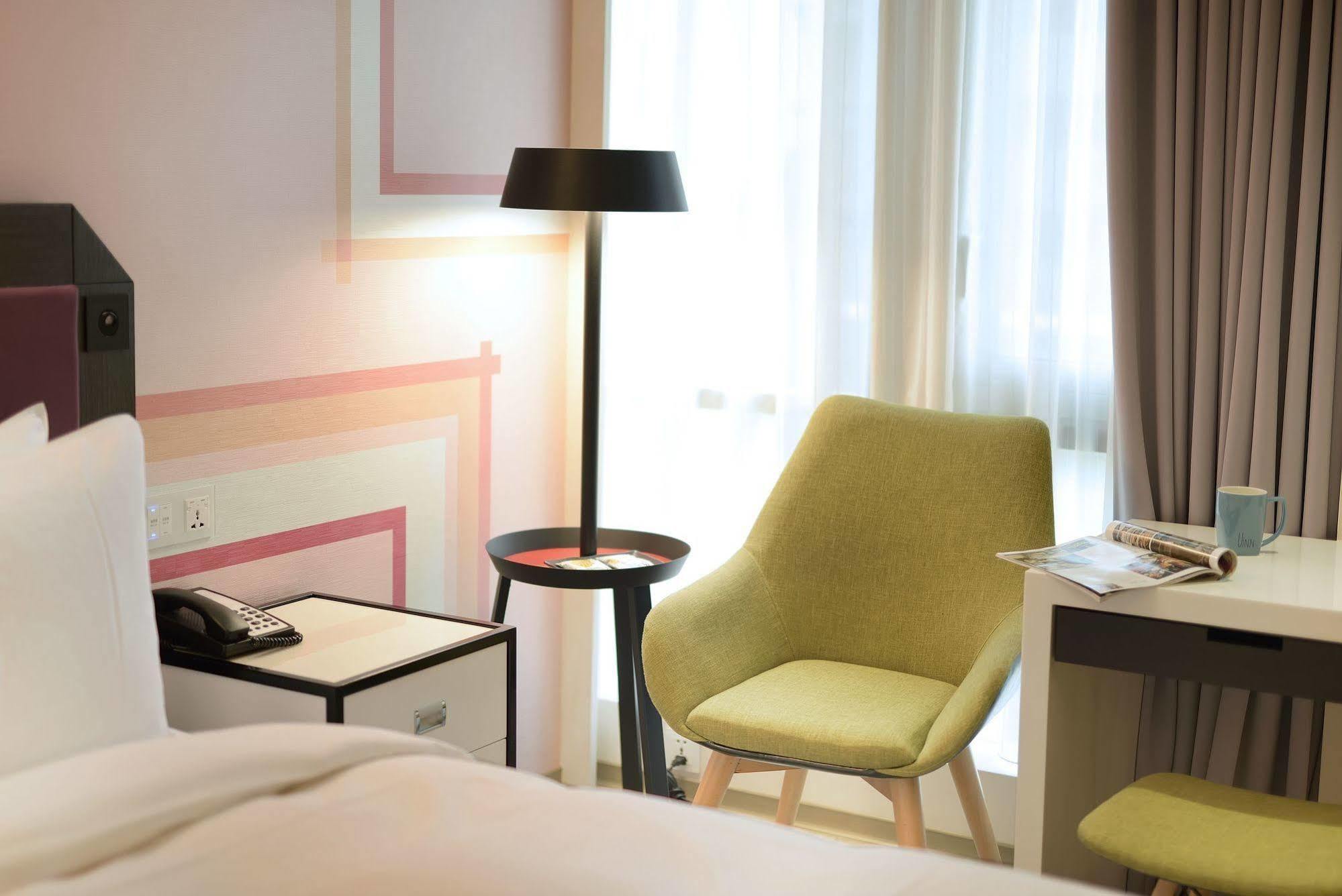 Uinn Business Hotel-Shihlin Tajpej Buitenkant foto